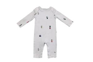 What is the best fabric for baby clothes